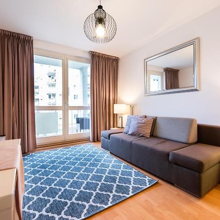 Metro Kondratowicza Velvet Apartment Varsovie Extérieur photo