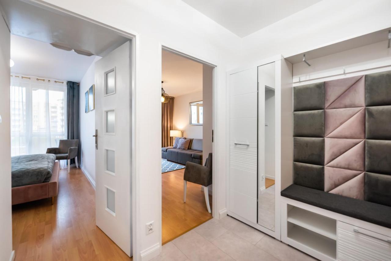 Metro Kondratowicza Velvet Apartment Varsovie Extérieur photo