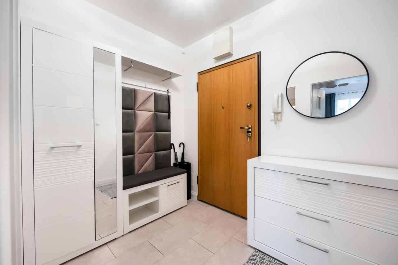 Metro Kondratowicza Velvet Apartment Varsovie Extérieur photo
