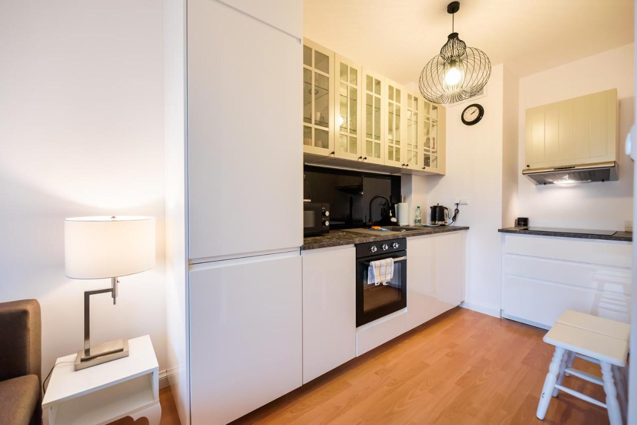 Metro Kondratowicza Velvet Apartment Varsovie Extérieur photo